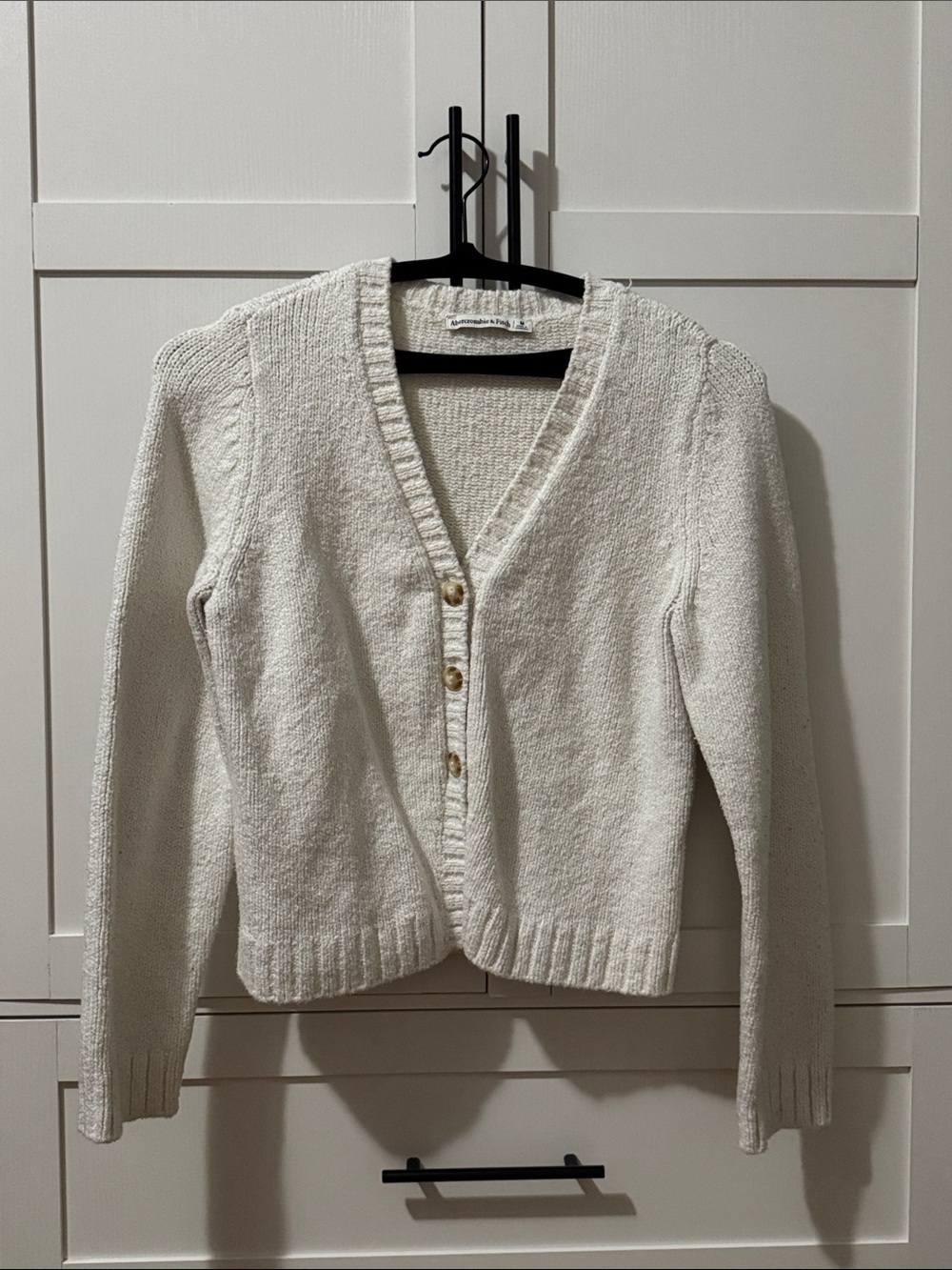 SOLD❣️❣️❣️Abercrombie & Fitch Cardigan